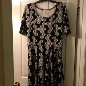 LuLaRoe Nicole Dress